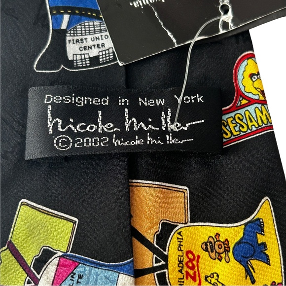 Nicole Miller Necktie Tie 100% Silk Hand Sewn Novelty Graphics City Philadelphia - Picture 5 of 12
